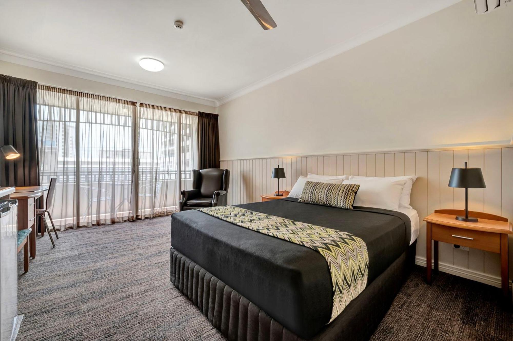 City Oasis Inn Townsville, Surestay Collection By BW Екстериор снимка